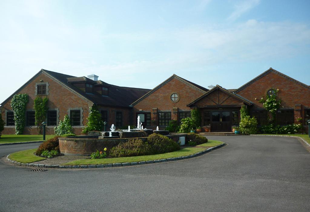Magnolia Park Hotel, Golf & Country Club Boarstall 外观 照片