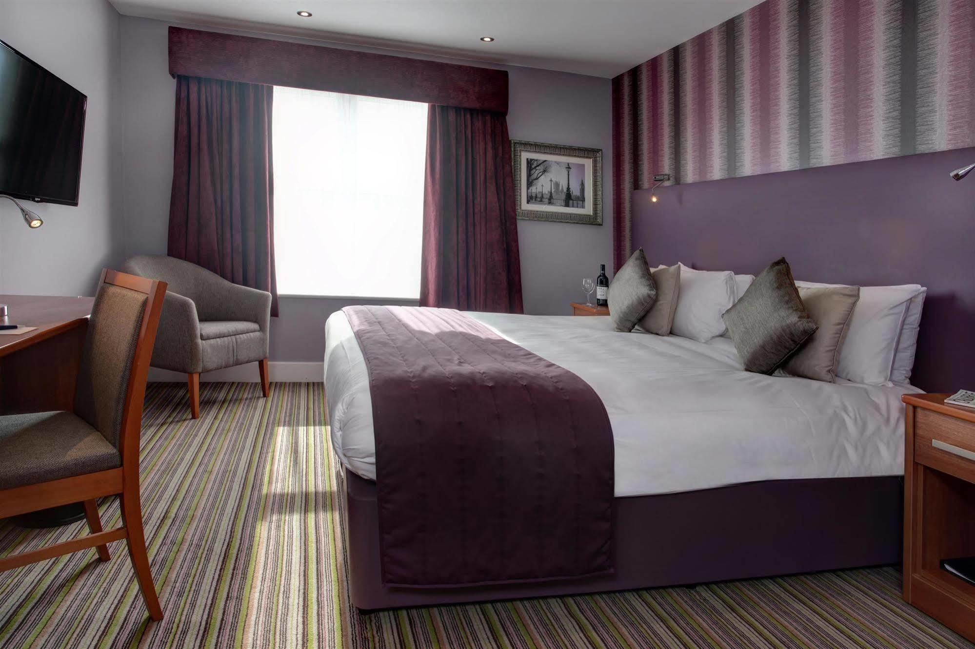 Magnolia Park Hotel, Golf & Country Club Boarstall 外观 照片