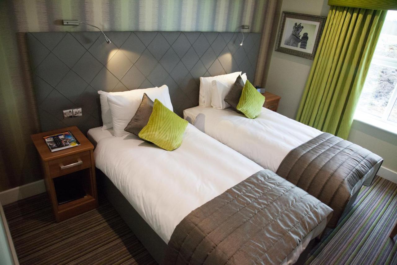 Magnolia Park Hotel, Golf & Country Club Boarstall 外观 照片