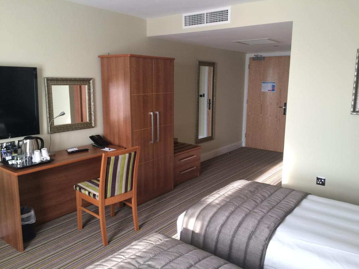 Magnolia Park Hotel, Golf & Country Club Boarstall 外观 照片
