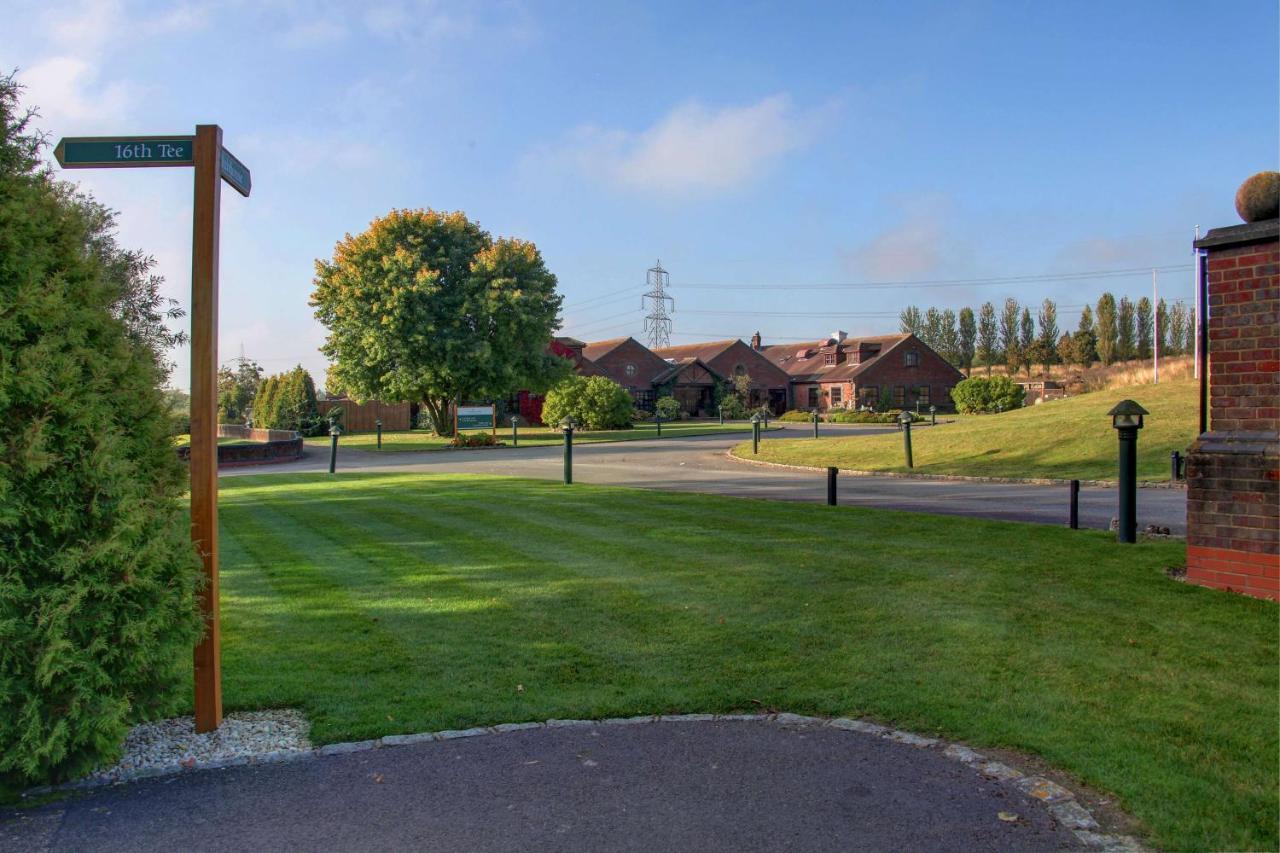 Magnolia Park Hotel, Golf & Country Club Boarstall 外观 照片