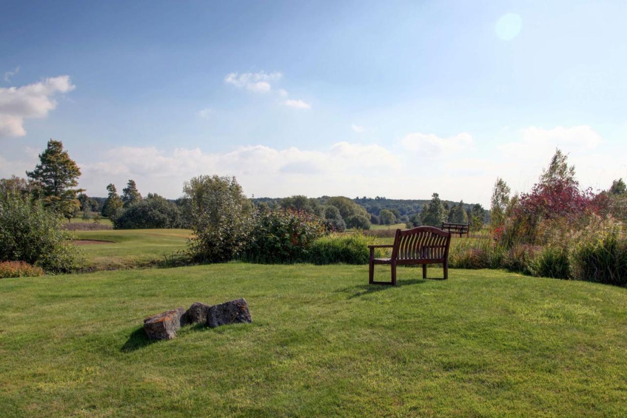 Magnolia Park Hotel, Golf & Country Club Boarstall 外观 照片